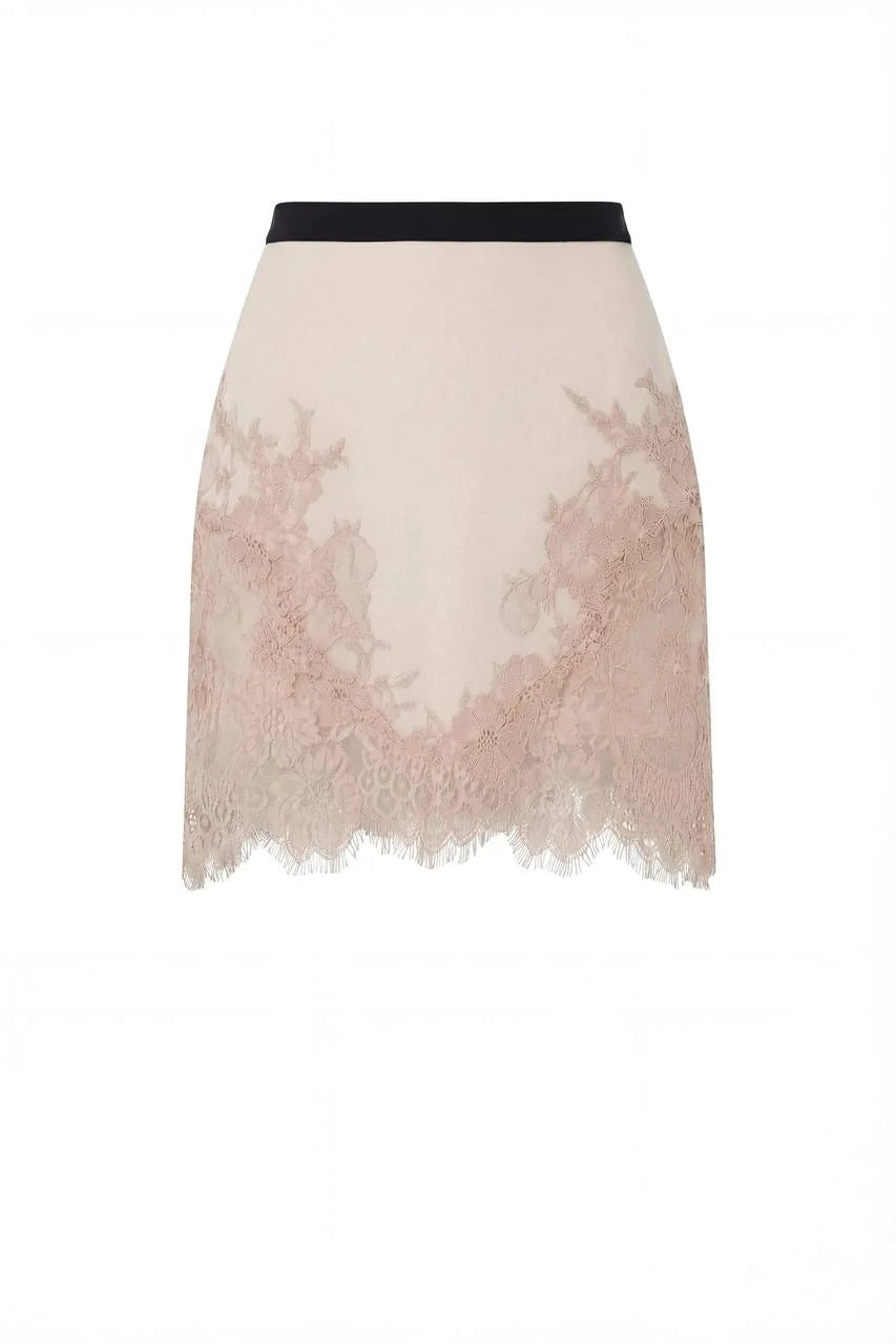 Fitted beige mini skirt adorned with lace Parisienne