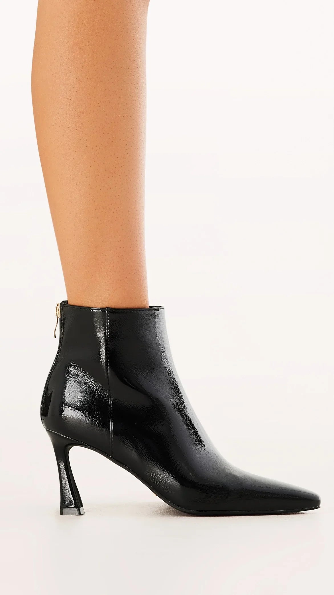 Scotty Boots Black Crinkle Patent