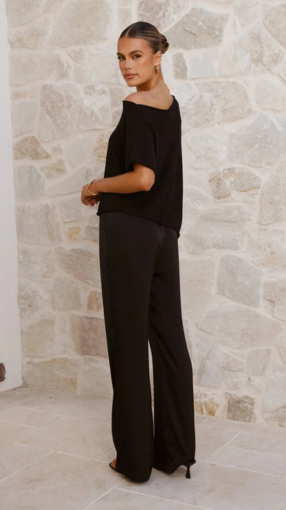 Blair Off Shoulder Tee Black