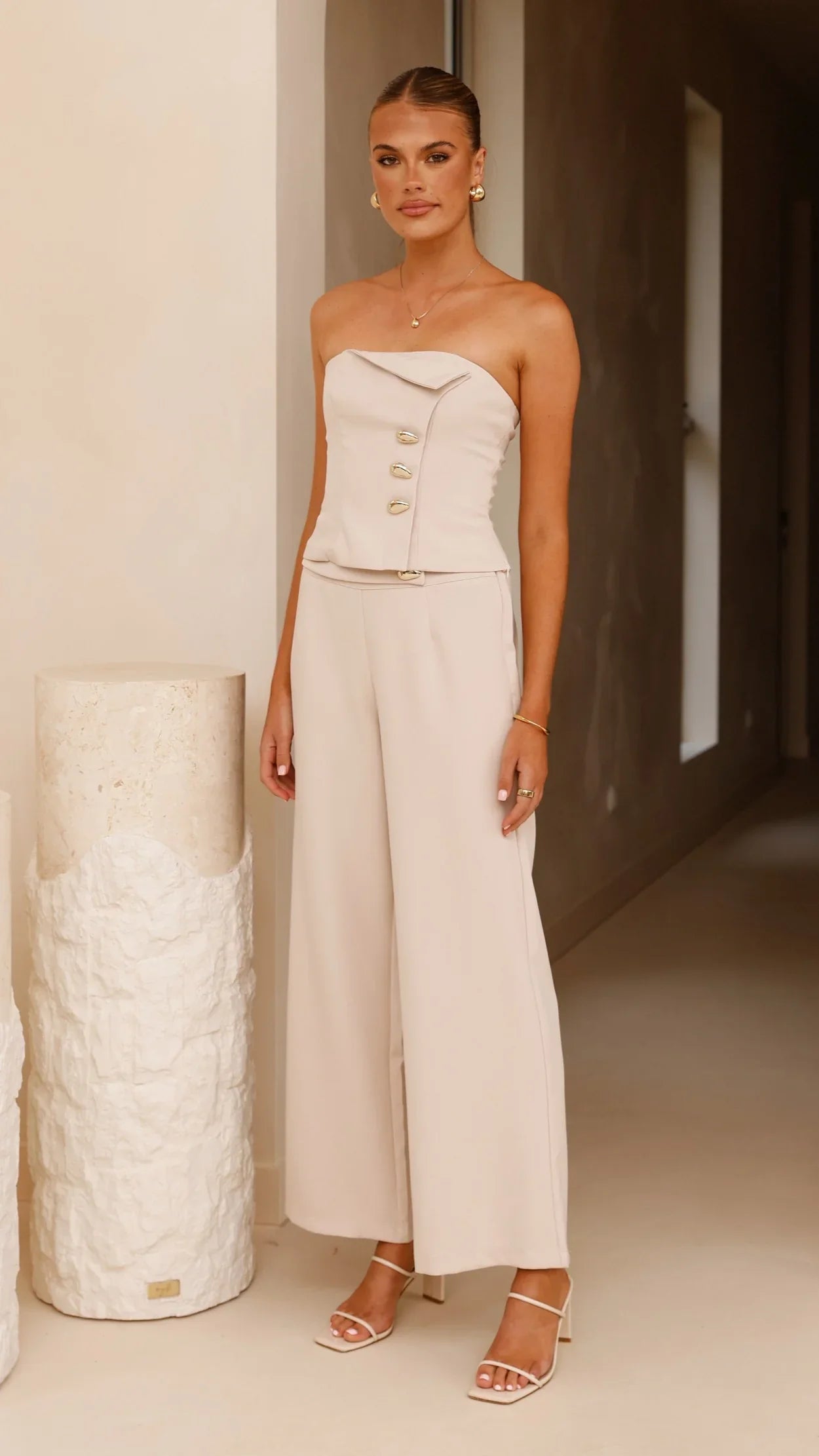 Payton Strapless Top Beige
