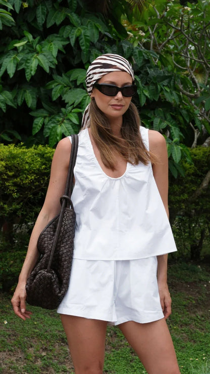 Vika Shorts White