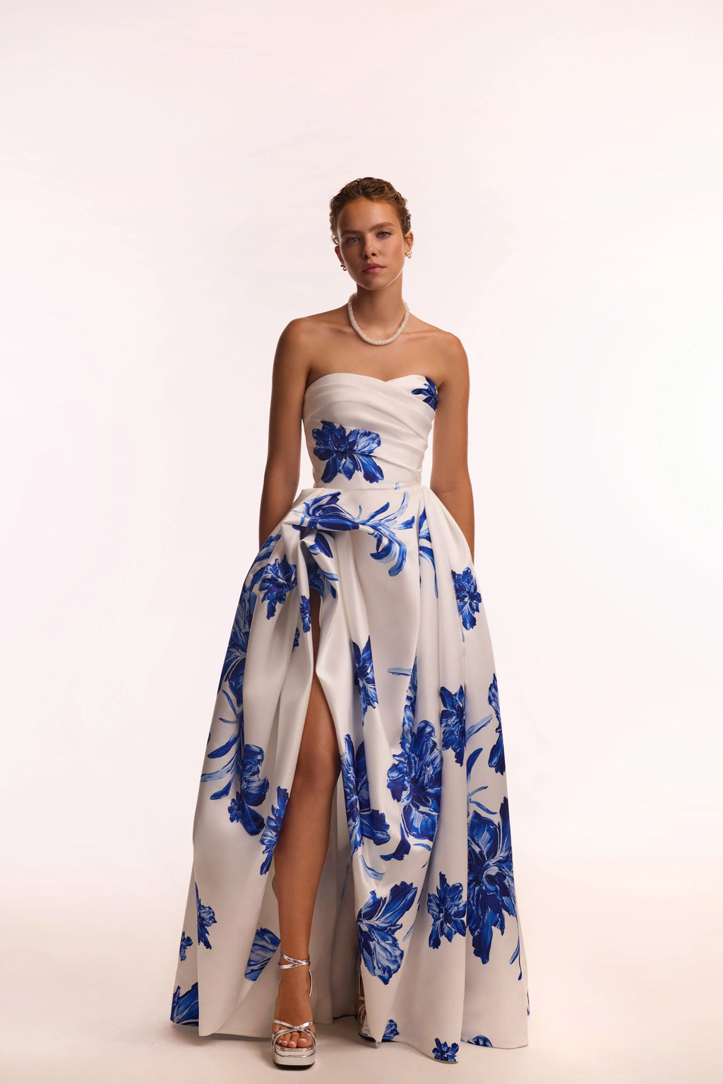 Wonderful white A line maxi dress with blue flowers Glow Up