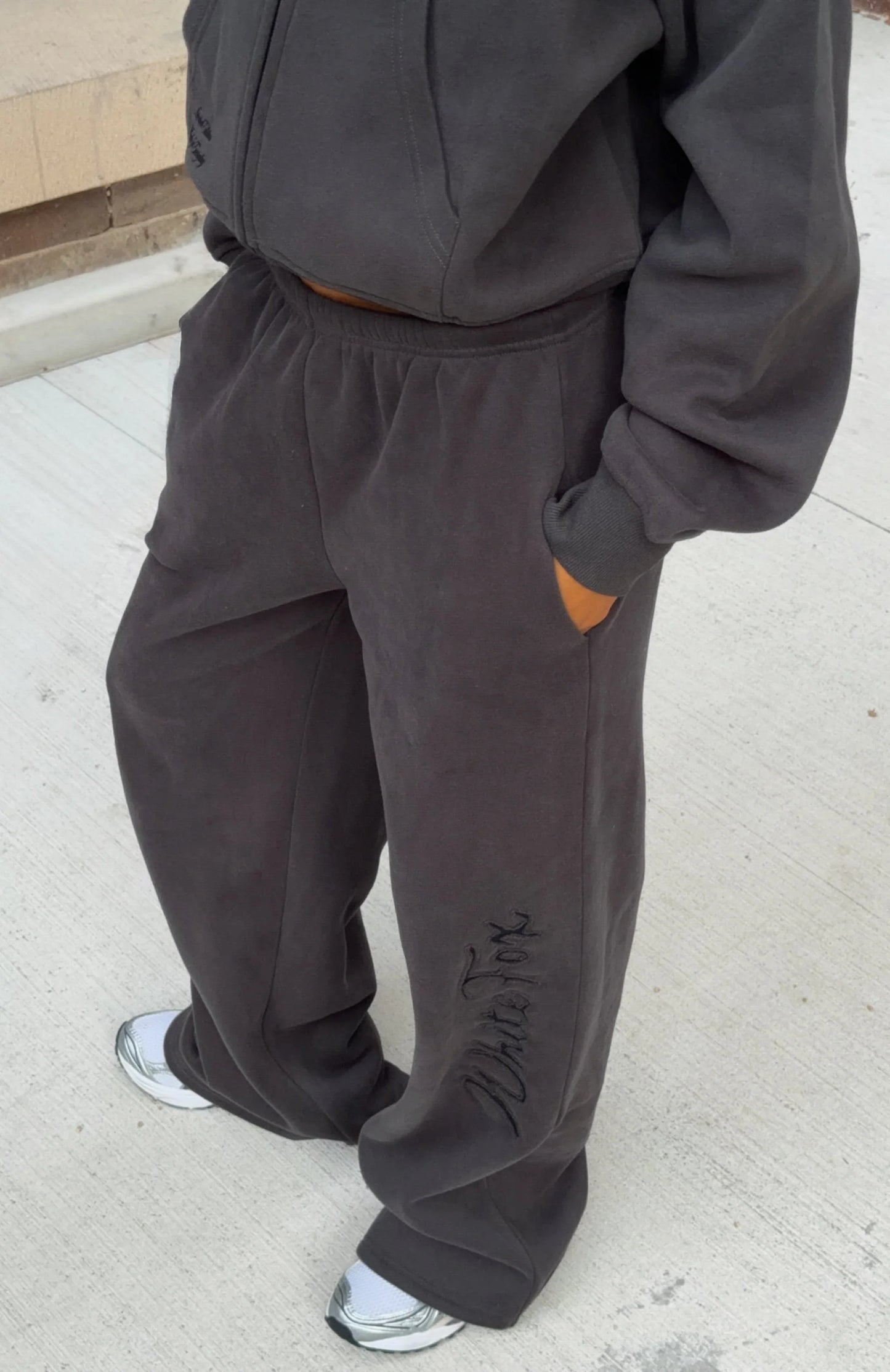 Studio 17 Willa Wide Leg Sweatpants Charcoal
