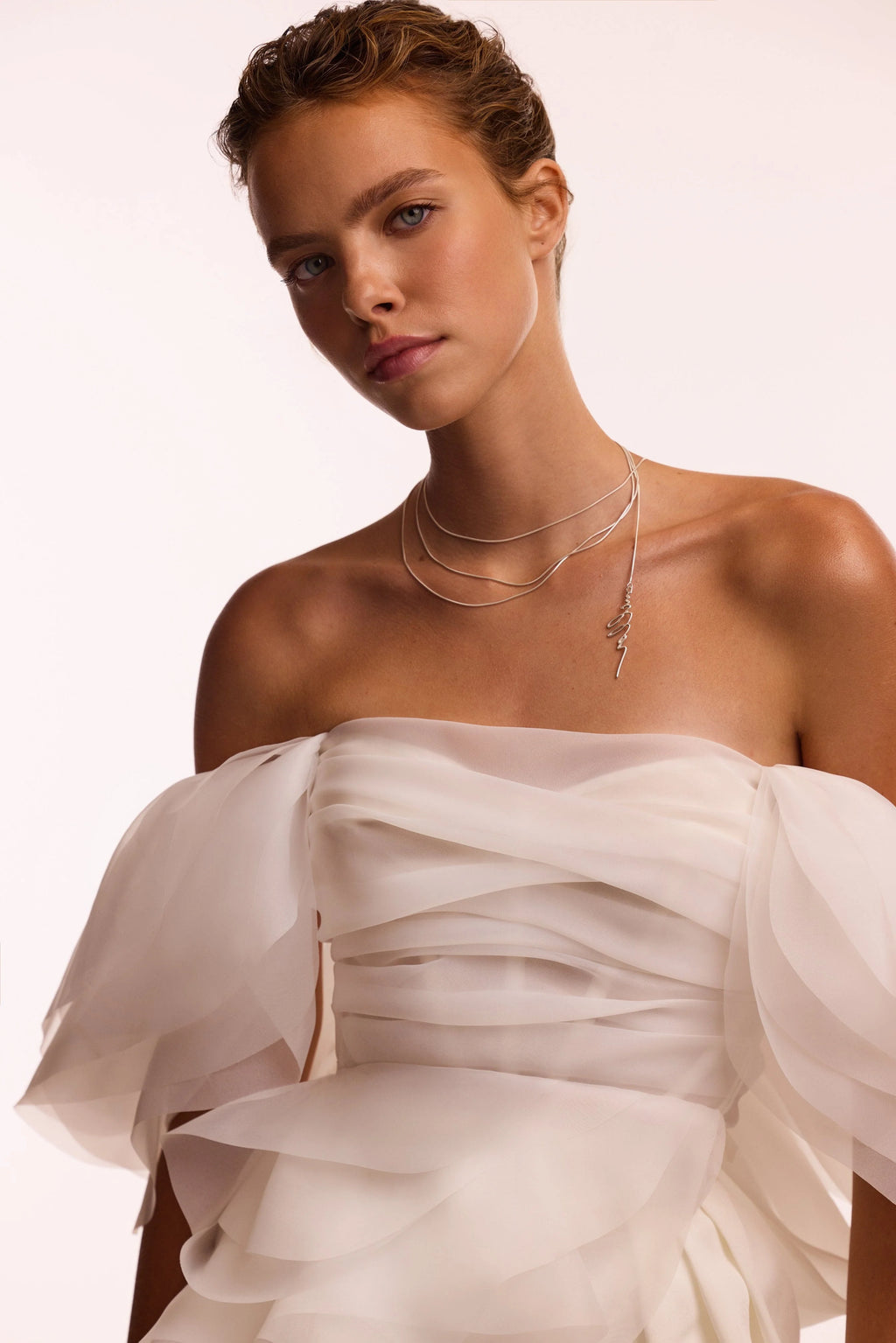 Dreamy blouse with meringue flounces in white Midnight Walk
