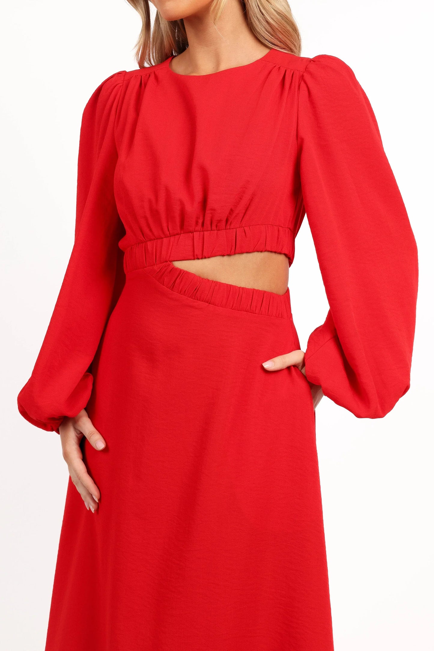 Ginnee Puff Sleeve Cutout Midi Dress Red