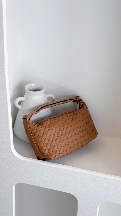 Isabelle Handle Bag Tan