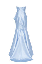 Delicate Front Cutout Dress