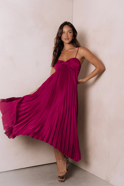 Vikki Dress Magenta