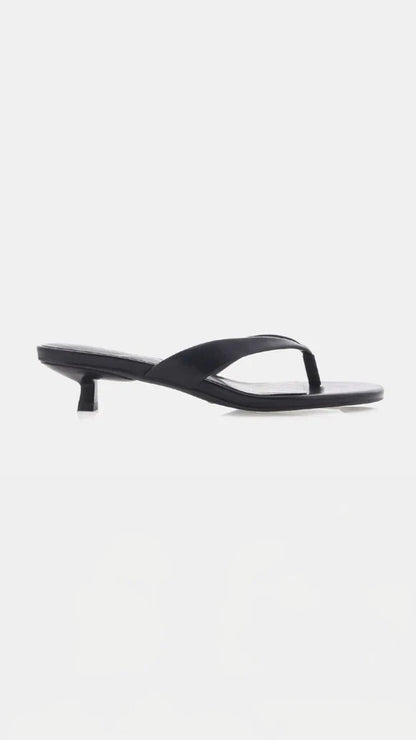 Corri Heel Black
