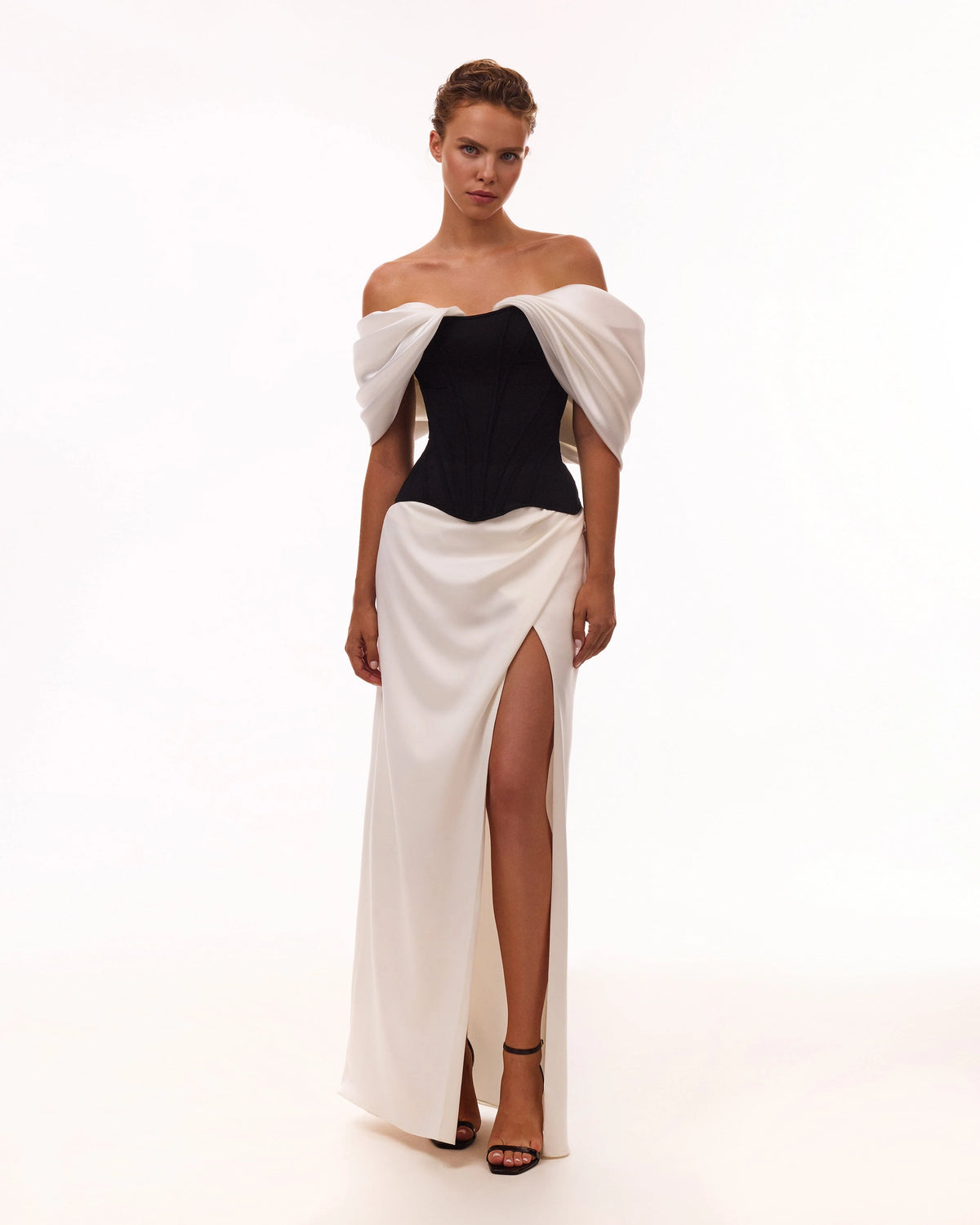 Refined fitted white maxi skirt with a slit Midnight Walk
