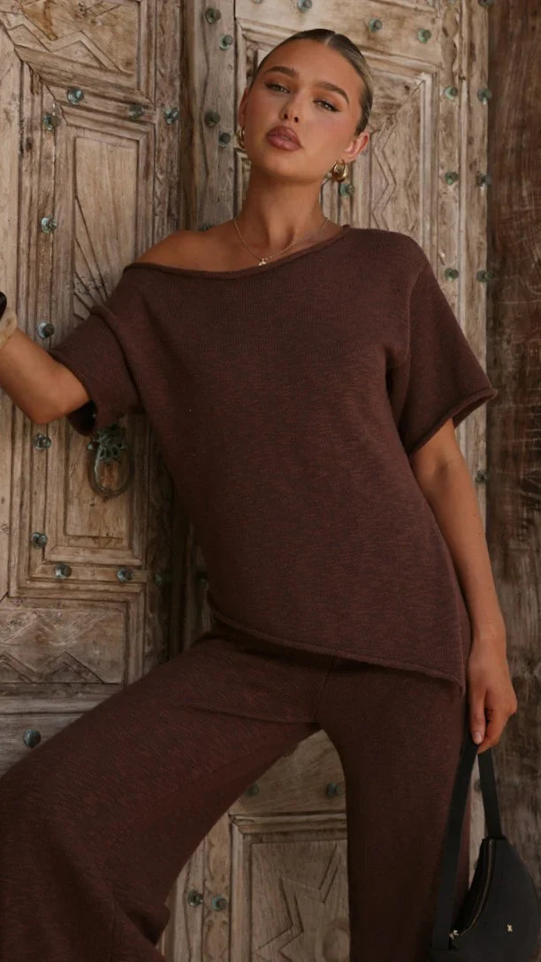 Cascadia Off Shoulder T Shirt Chocolate