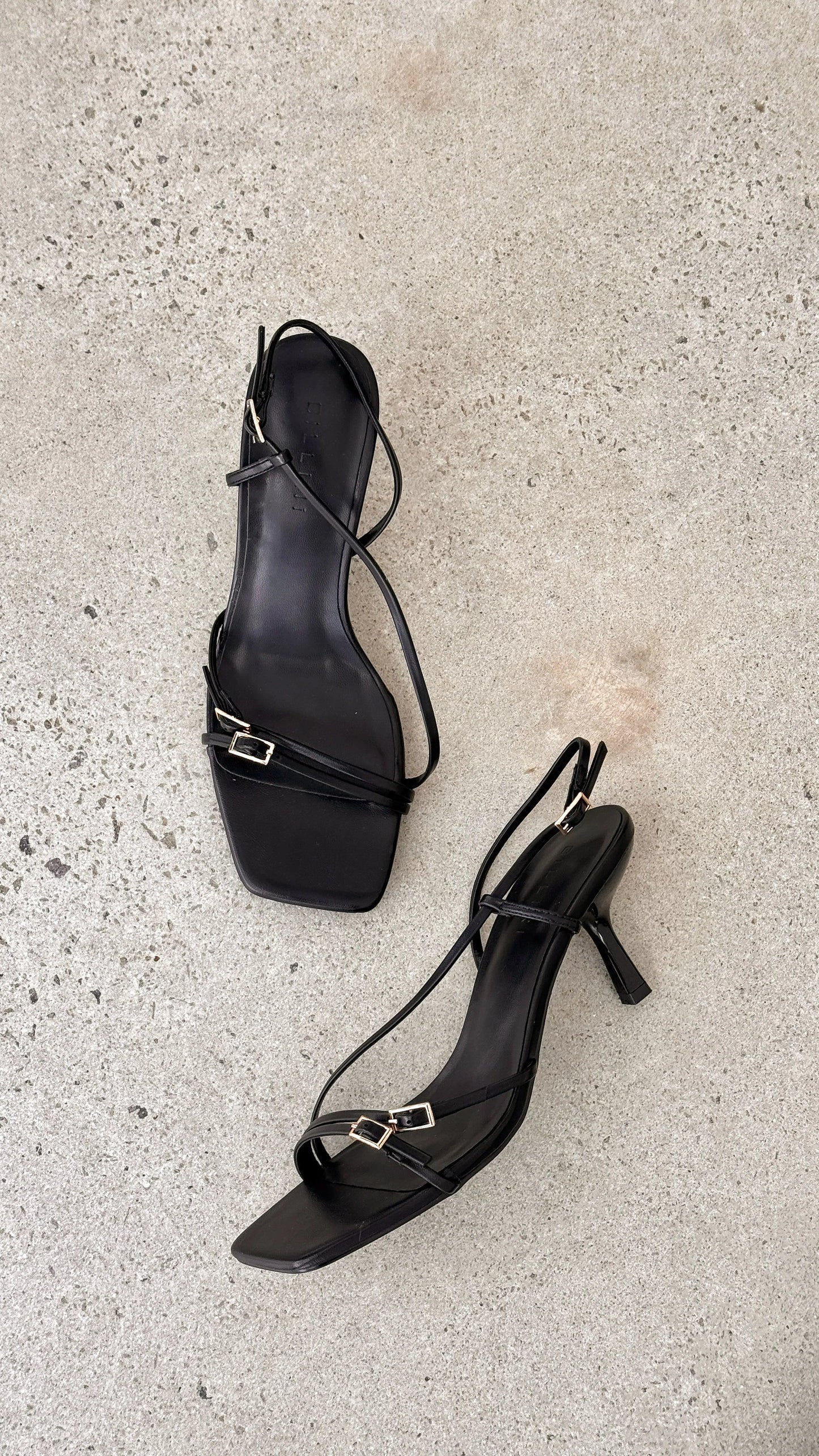Toshie Heel Black