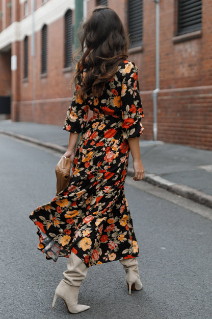Ruana Maxi Dress Black Floral
