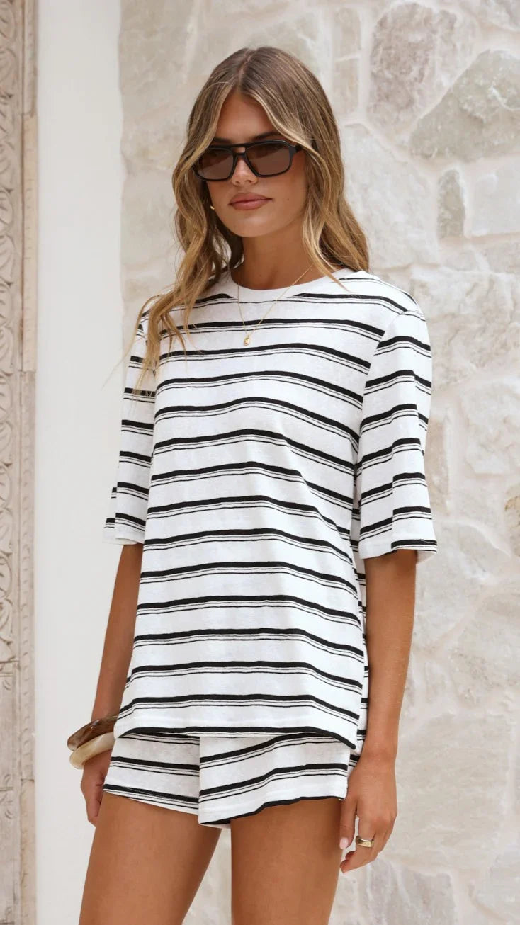Scout Shorts White Stripe